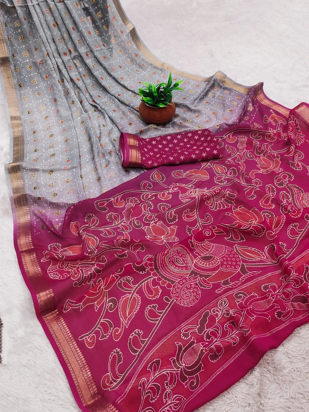 Kashvi Dastoor Vol 8 Viscose Bright Moss Foil Casual Wear Saree Collection
