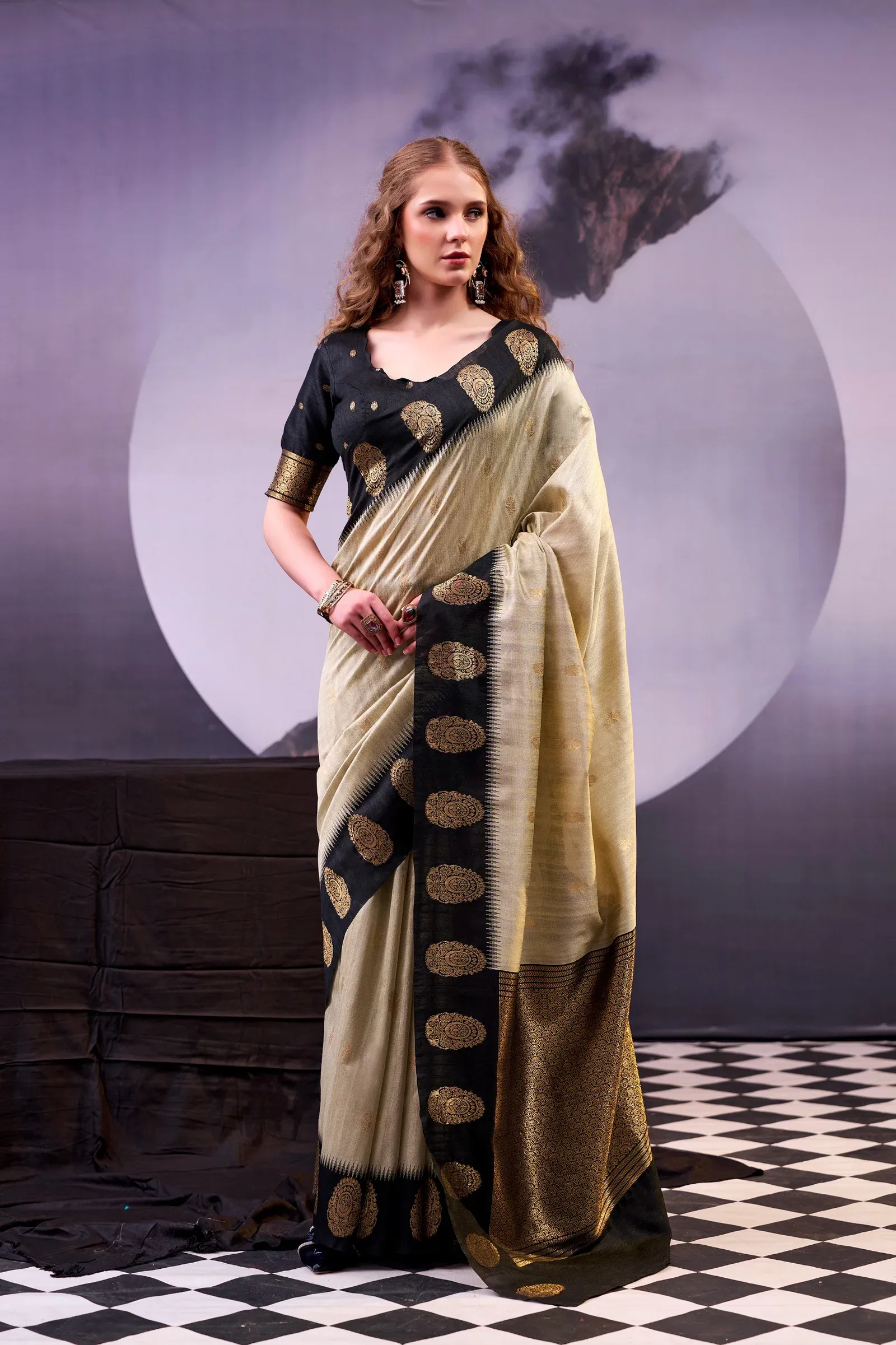 Taraa L 8002 Poly Cotton Zari Weaving Saree Collection