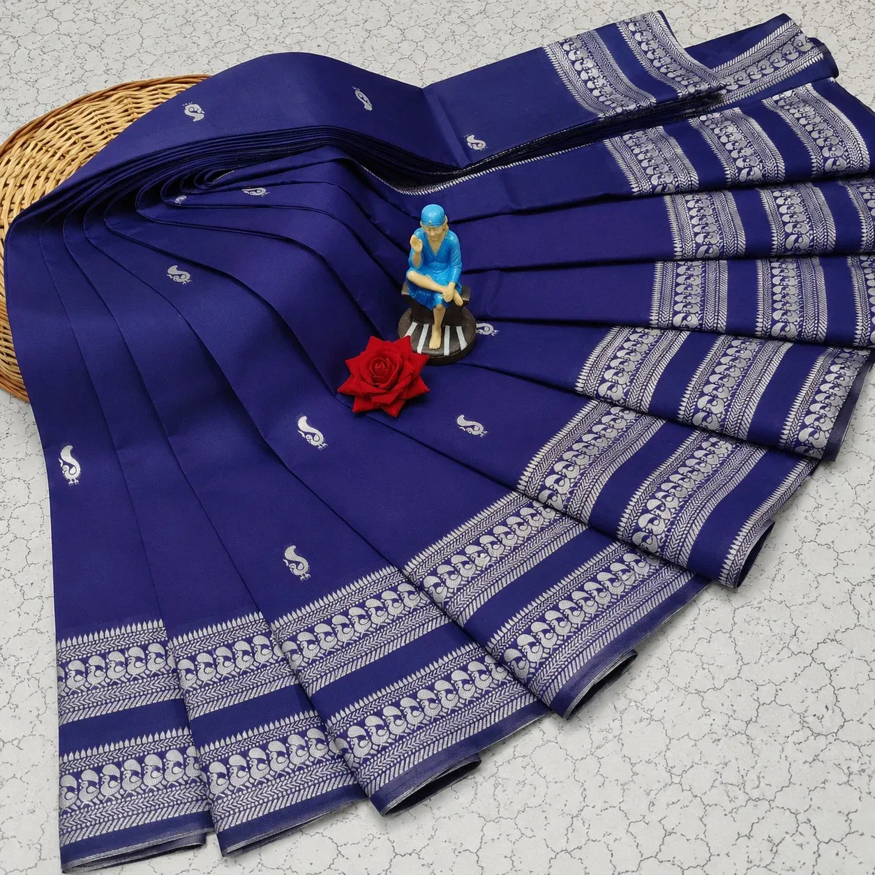 Aab Maharaja Soft Silk Jacquard Work Saree Collection