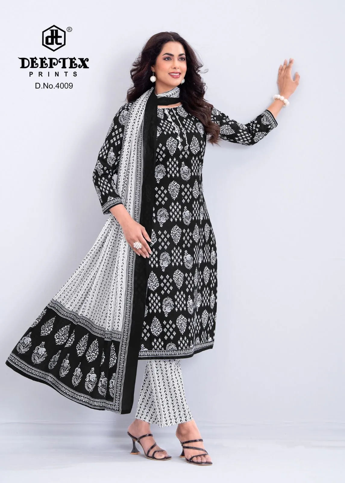 Deeptex Aaliza B & W Vol 4