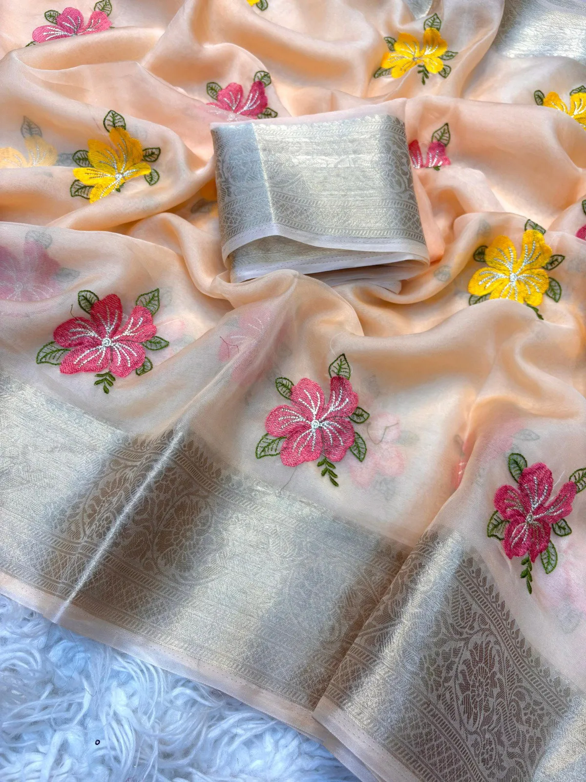 Kc 217 Kanchipuram Organza Jacquard Weaving Saree Collection