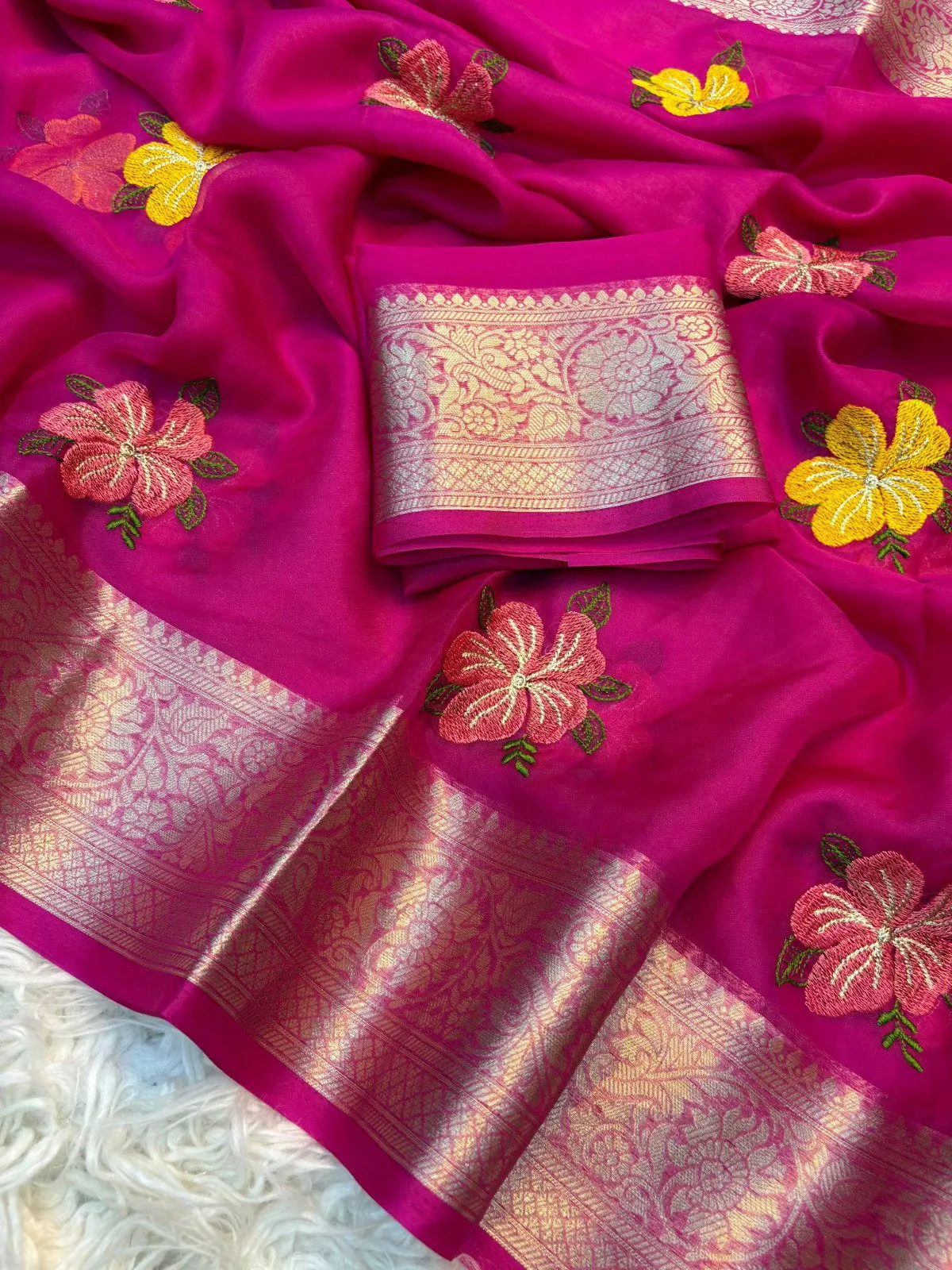 Kc 217 Kanchipuram Organza Jacquard Weaving Saree Collection