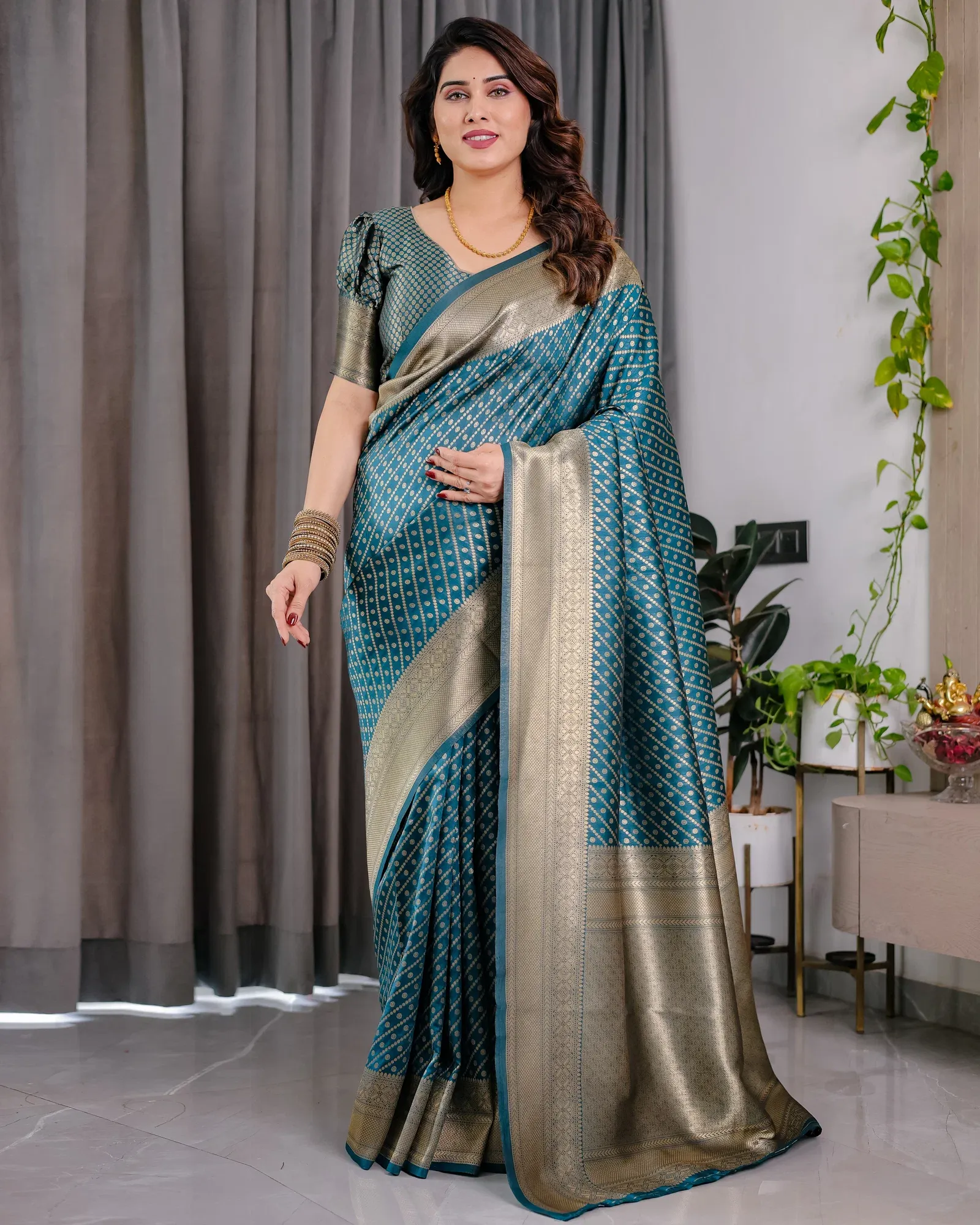 Sh Jcq 08 Soft Lichi Silk Jacquard Worked Saree Collection